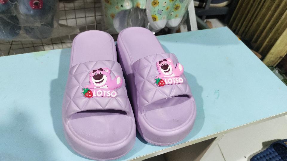 Dép bánh mì gấu Lotso-duoc-ban-tai-Shop giày dép An Phước