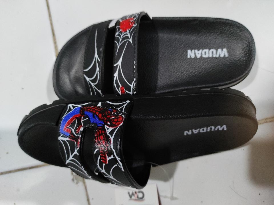 Dép siêu nhân-duoc-ban-tai-Shop giày dép An Phước