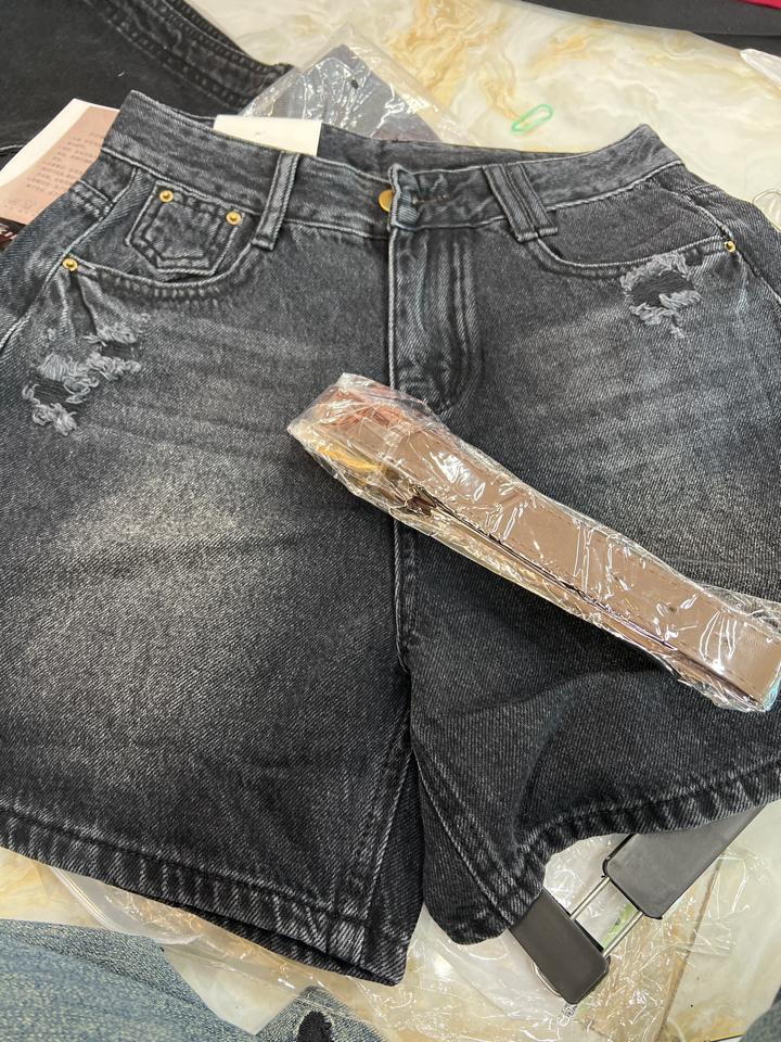 quần ngố đen 13585-duoc-ban-tai-yến hà