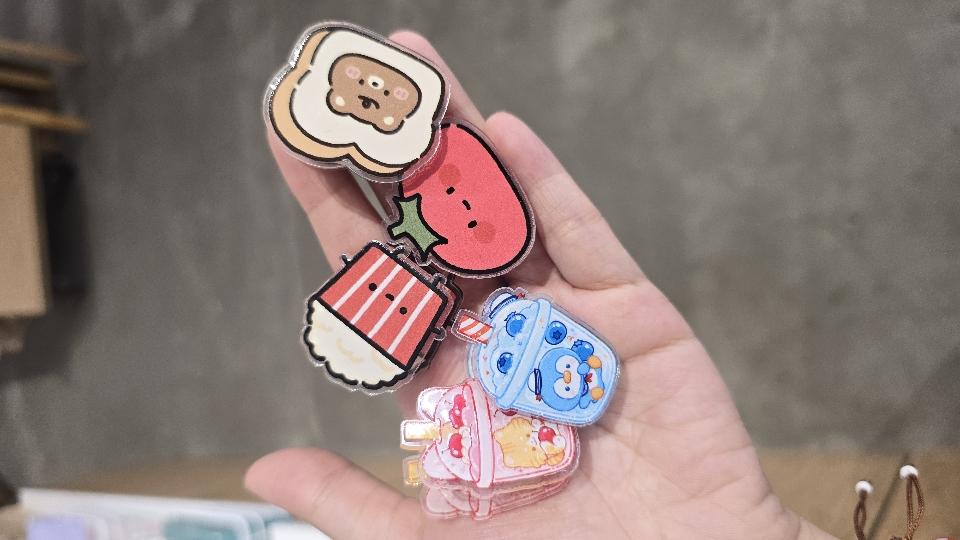 Kẹp giấy mica-duoc-ban-tai-Thứ ngày tháng · Stationery · Space