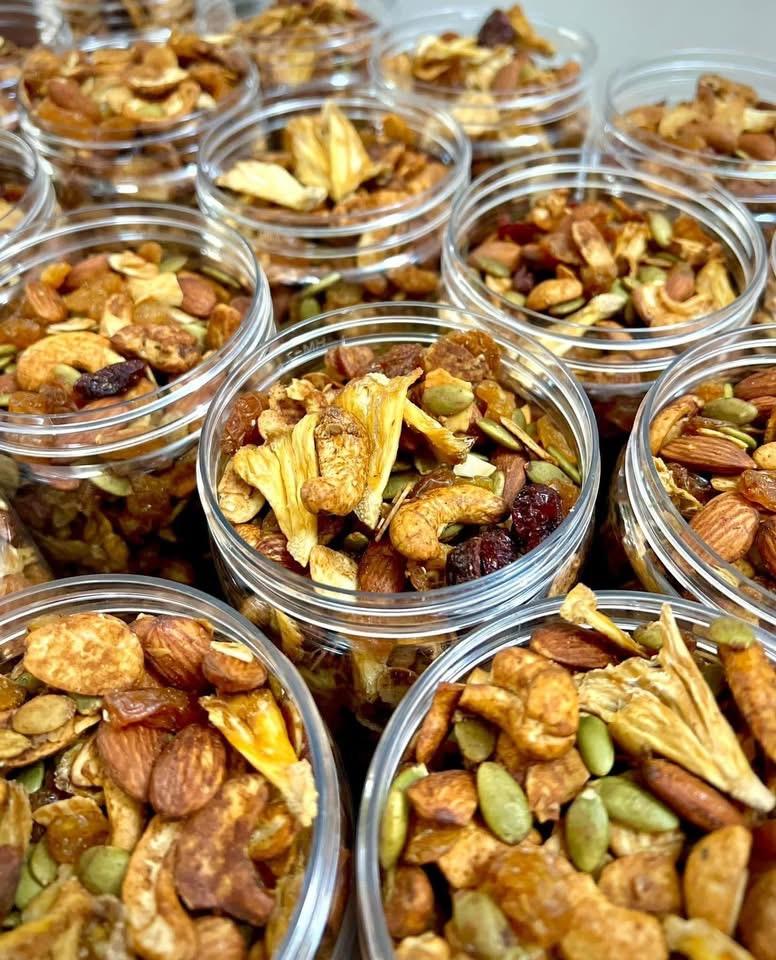 Granola thuần hạt 500g-duoc-ban-tai-Dziễm Hương - Tiệm tạp hoá giấc mơ