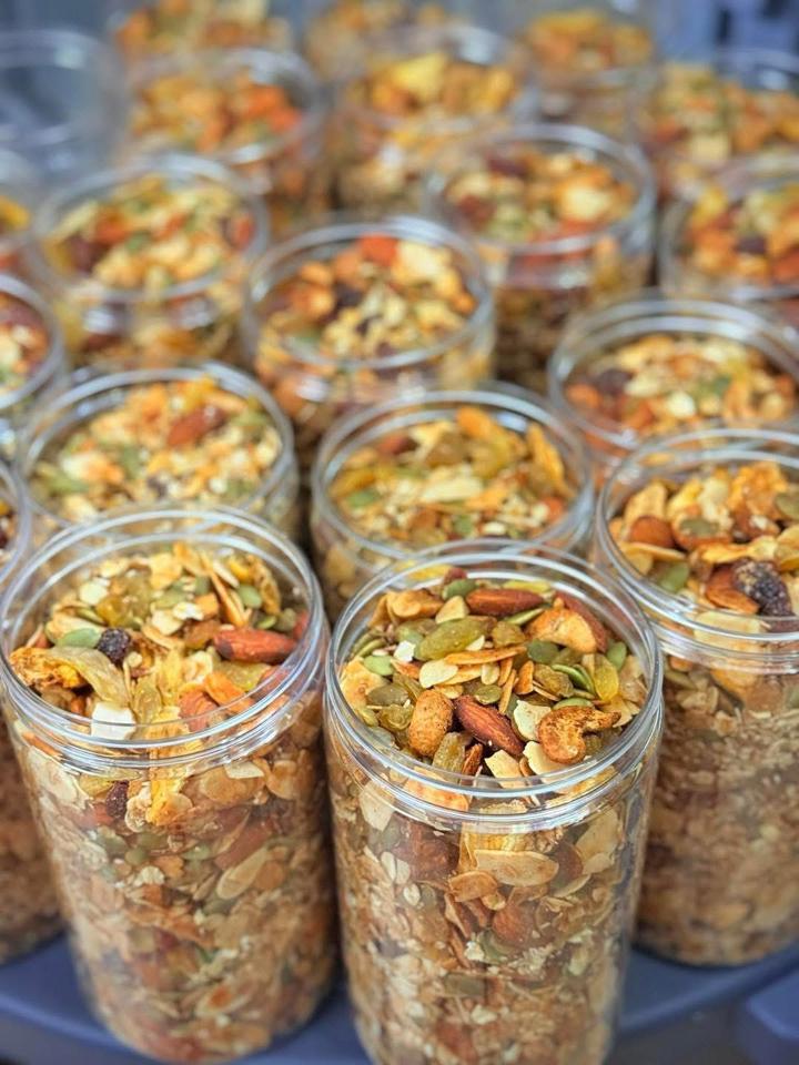 Granola yến mạch 400g-duoc-ban-tai-Dziễm Hương - Tiệm tạp hoá giấc mơ