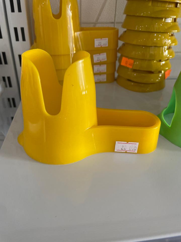 Đế bình nước kiêm chén ăn Hamster-duoc-ban-tai-Gạo Pet Shop