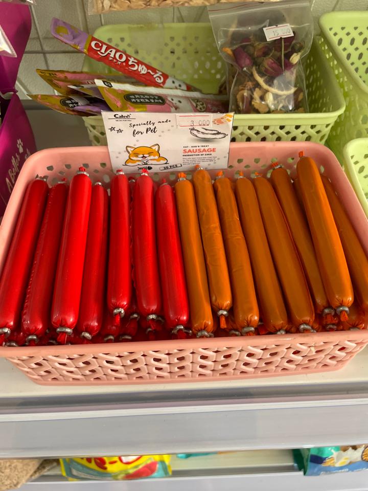 Xúc xích lẻ-duoc-ban-tai-Gạo Pet Shop