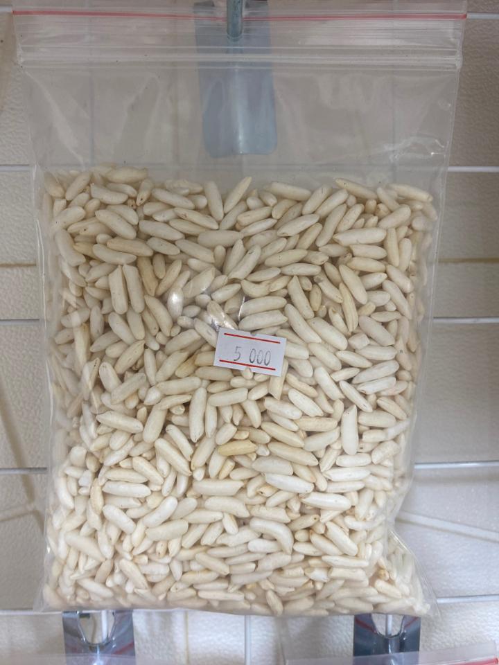 Cốm gạo nhỏ-duoc-ban-tai-Gạo Pet Shop