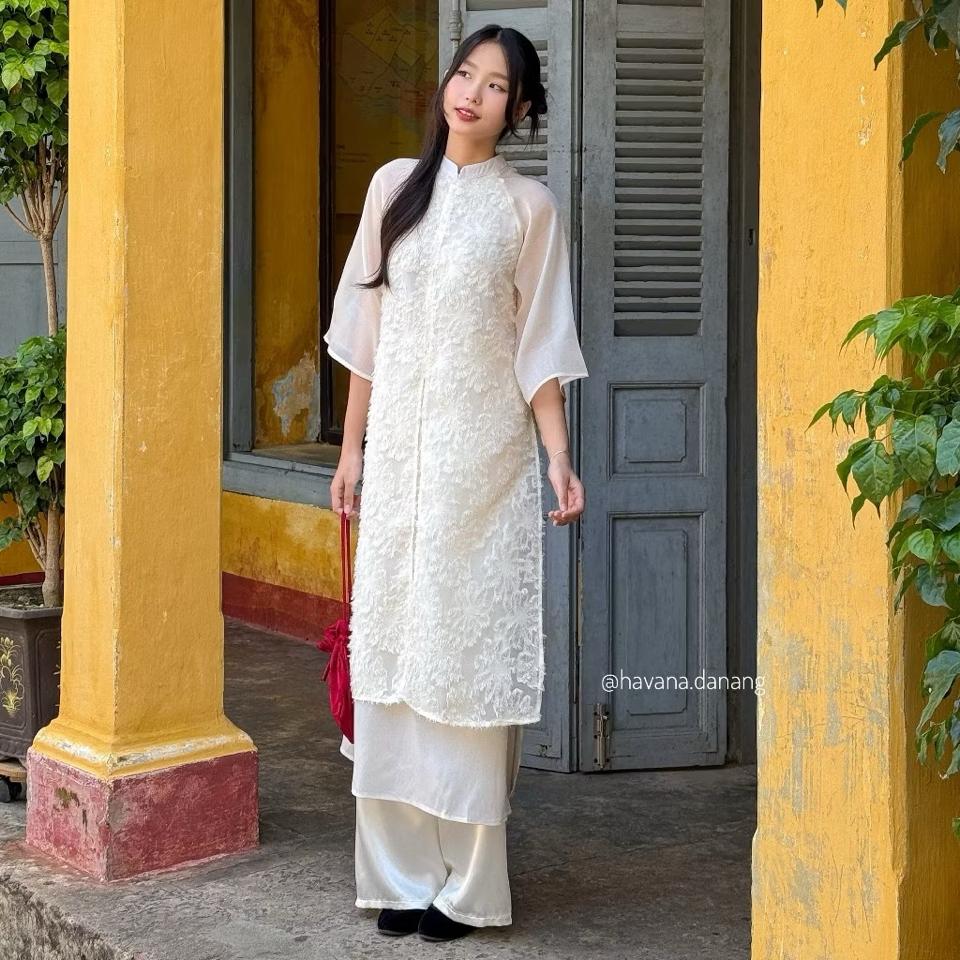 KEM - AD tứ thân lông vũ phối voan tơ Chi Yên-duoc-ban-tai-MICHIDO - CHO THUÊ VÁY ĐẦM XINH