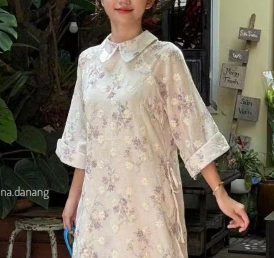 KEM hoạ tiết Tím - AD Lạc Hà cổ sen thêu hoa-duoc-ban-tai-MICHIDO - CHO THUÊ VÁY ĐẦM XINH