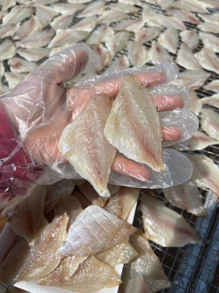 Cá man hồng héo-duoc-ban-tai-Trang Anh Food