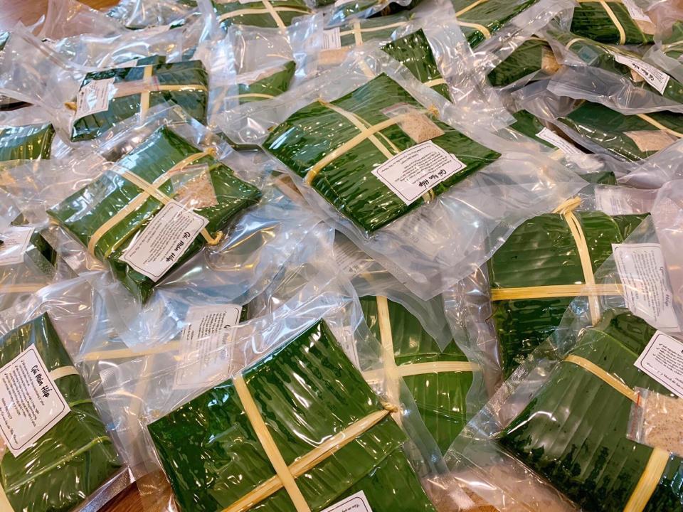 Lợn mán gói lá chuối-duoc-ban-tai-Trang Anh Food