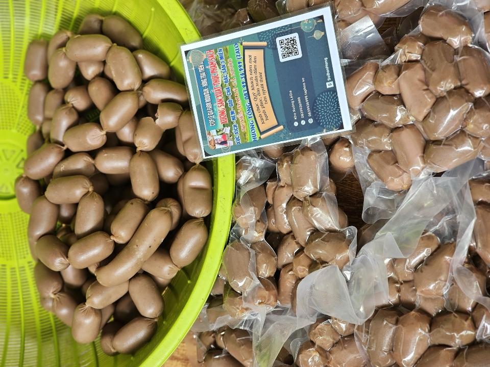 Xúc xích Bò L1-duoc-ban-tai-Máy Tổng