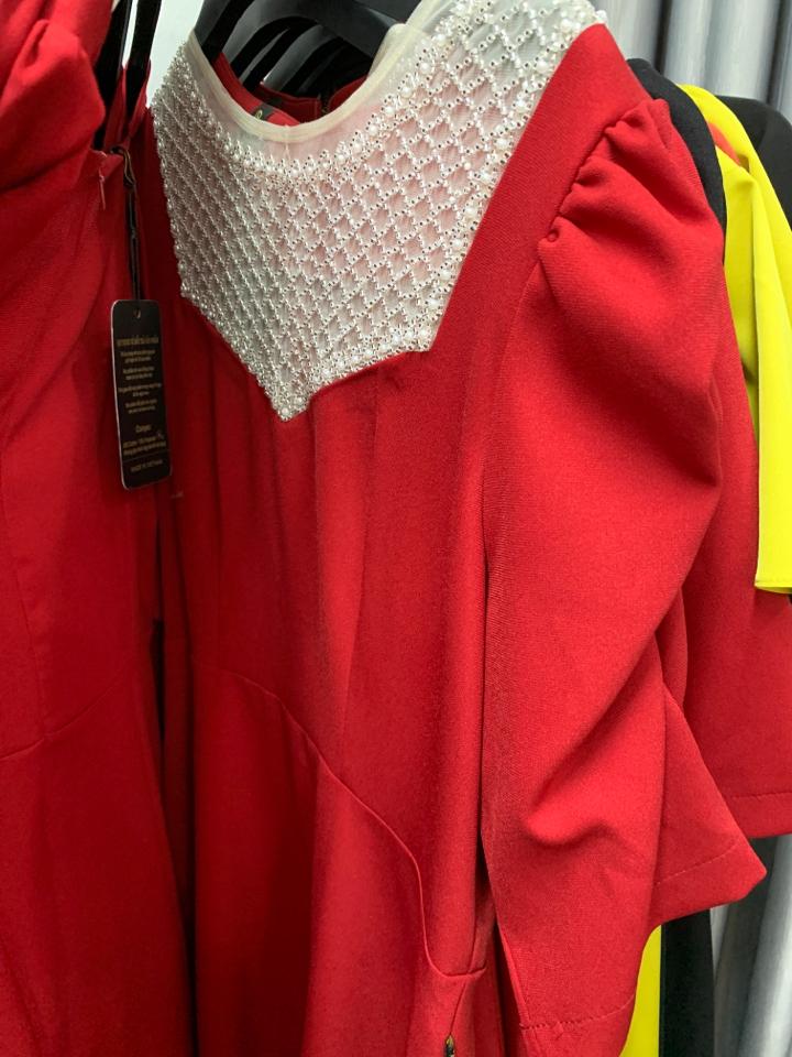 Váy cổ hạt-duoc-ban-tai-Thùy Dương shop