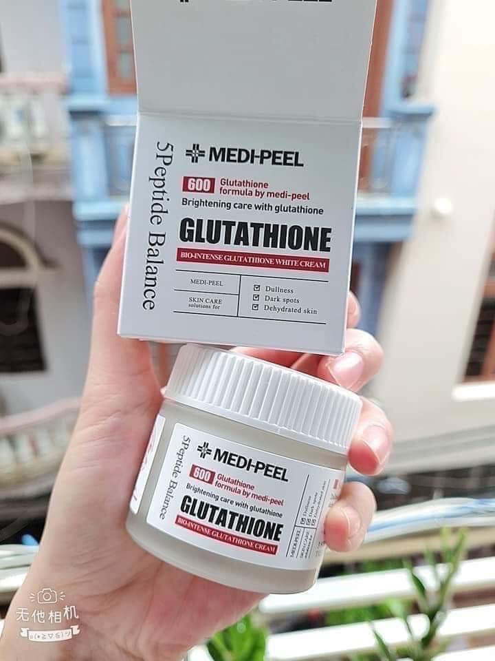 Kem Dưỡng  Medipeel Glutathione-duoc-ban-tai-𝑮𝒂̣𝒐 𝑪𝒐𝒔𝒎𝒆𝒔𝒕𝒊𝒄𝒔