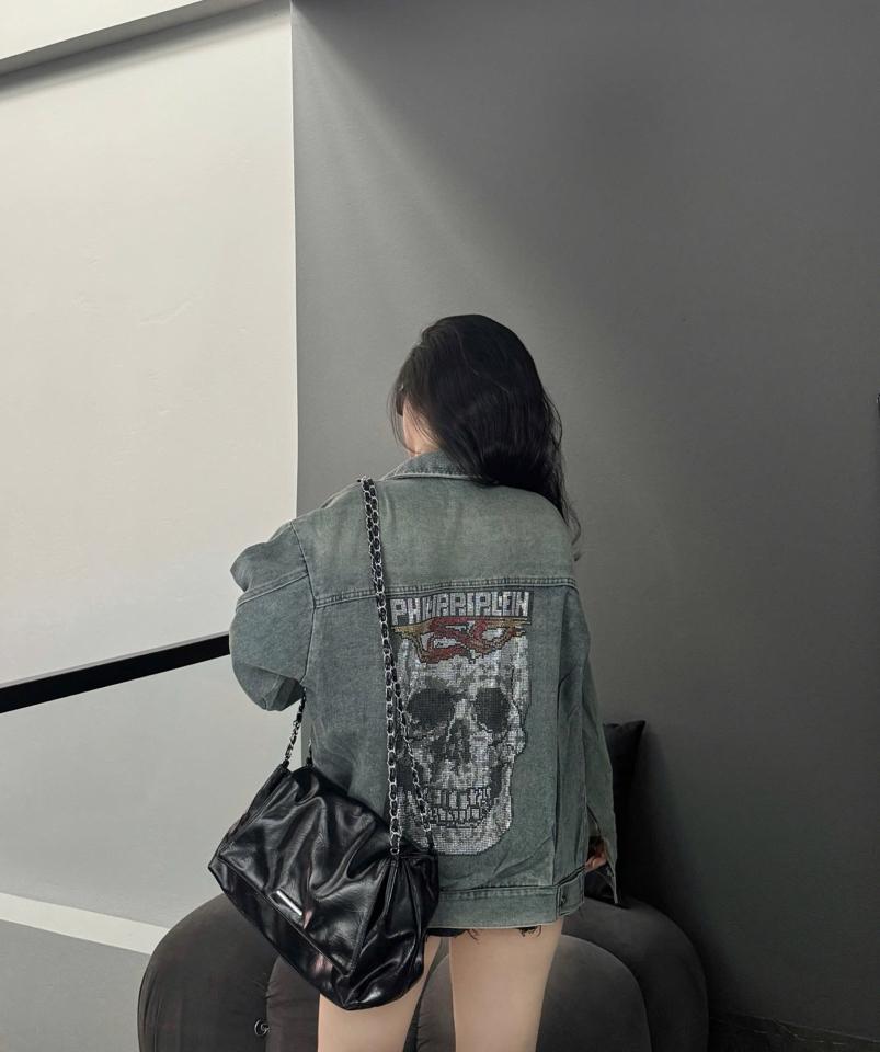 Đầu lâu đá-duoc-ban-tai-Tiến Loan Studio