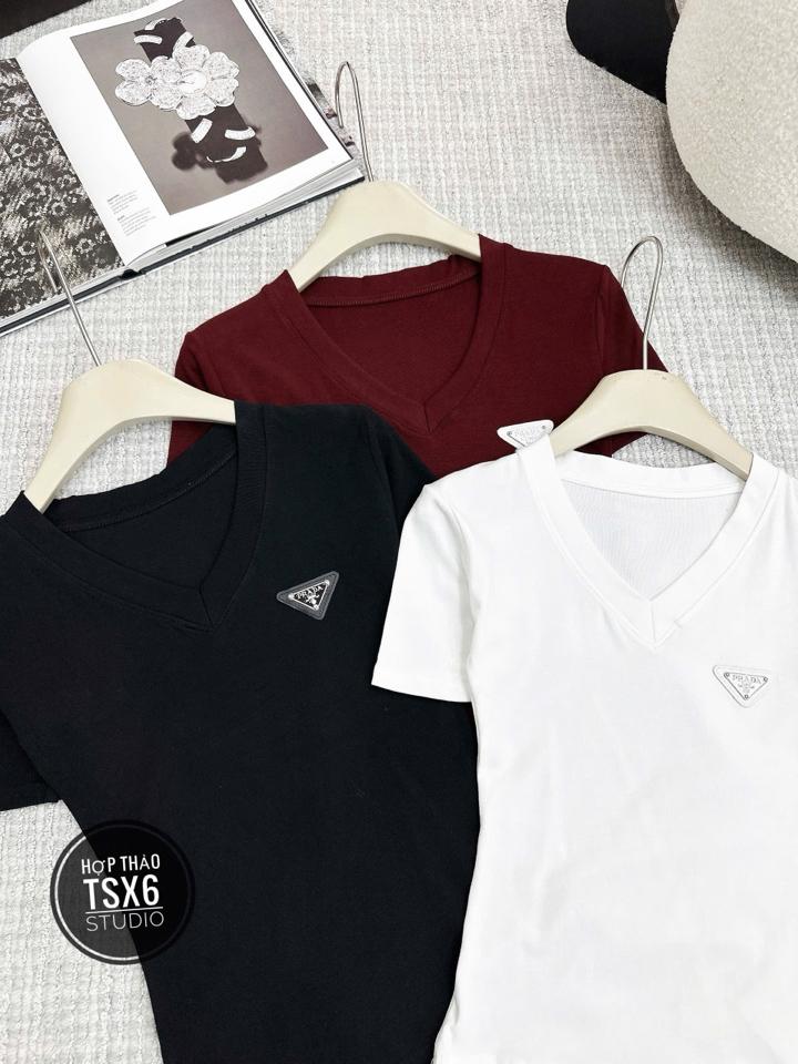 Zip tang Prada -duoc-ban-tai-Tiến Loan Studio