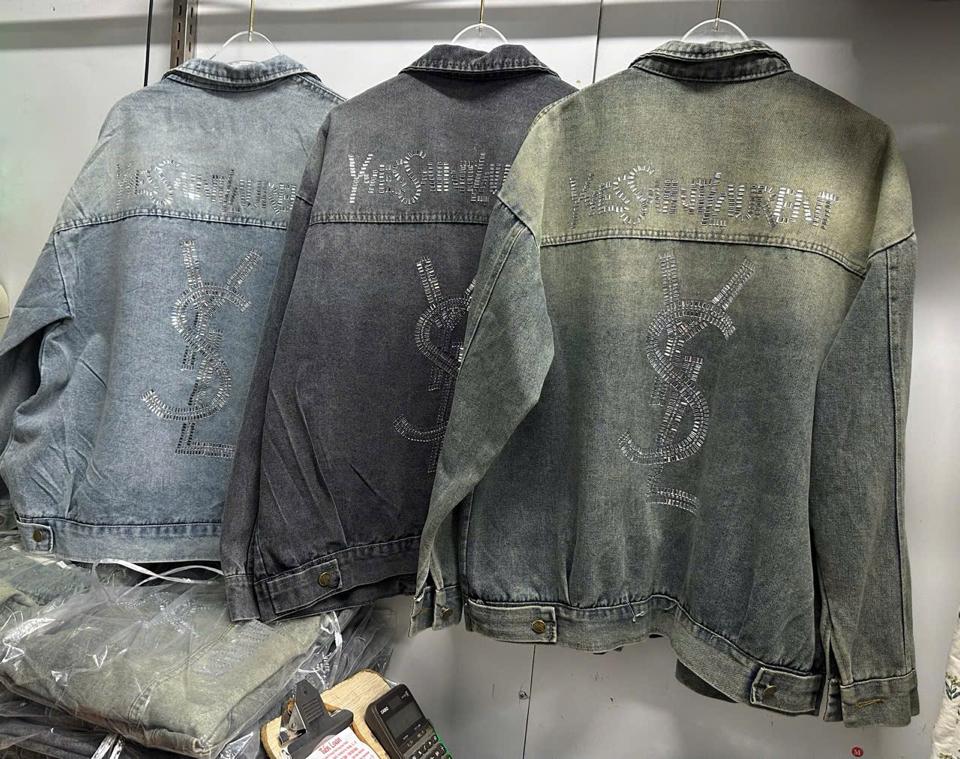 Ysl đá-duoc-ban-tai-Tiến Loan Studio