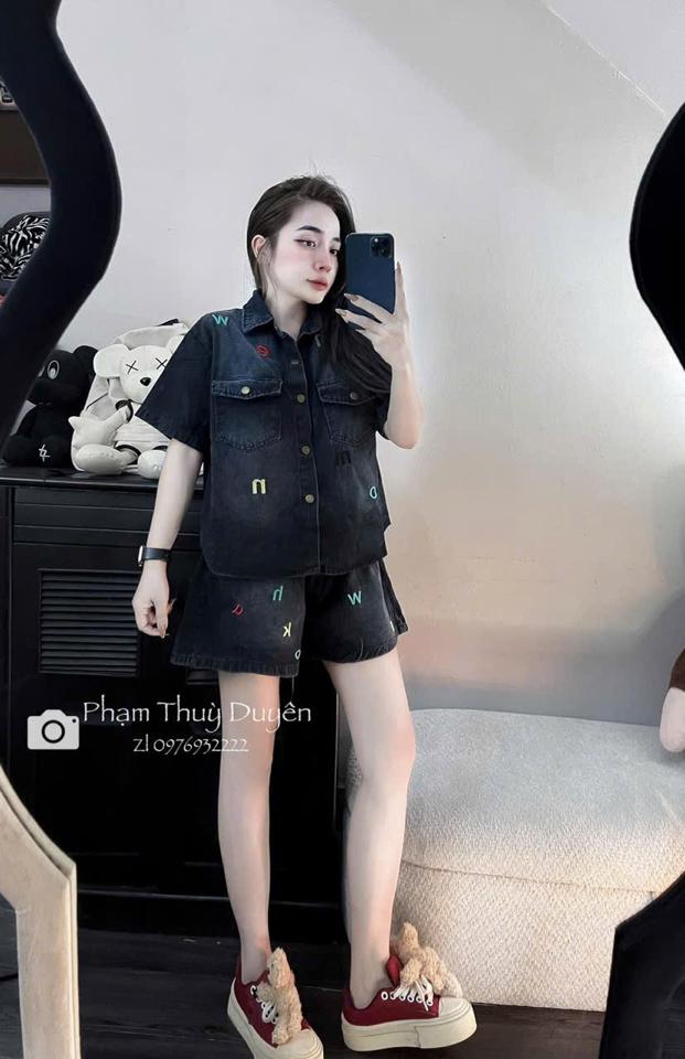 Sét bò thêu chữ -duoc-ban-tai-Tiến Loan Studio