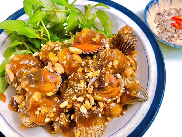 Huyết xào me -duoc-ban-tai-Ốc Đêm Diễm 30K
