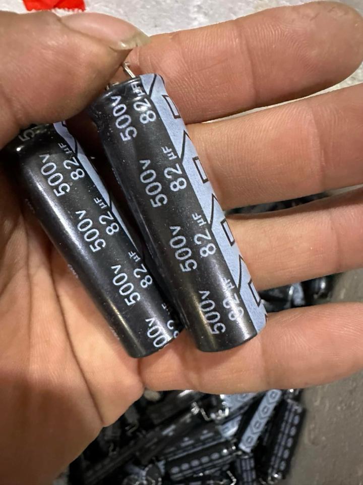 Tụ 82uf 500v kích thước 1,6x5cm-duoc-ban-tai-Linh kiện điện tử nguyễn sang