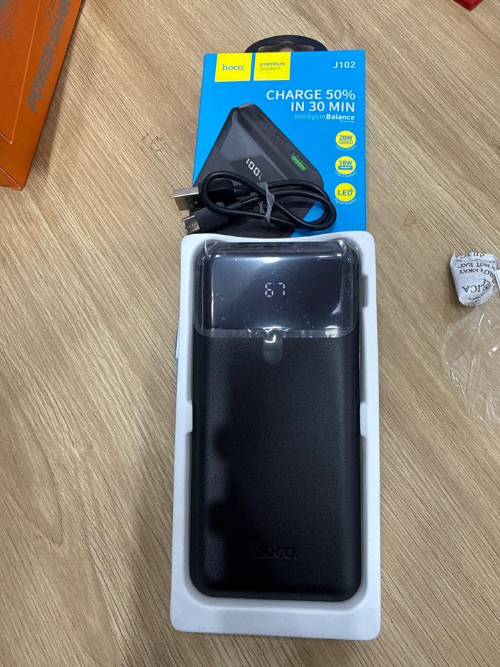 Sạc dự phòng 10,000mAh-duoc-ban-tai-Long Táo 132 Hai Bà Trưng ,Đồng Hới