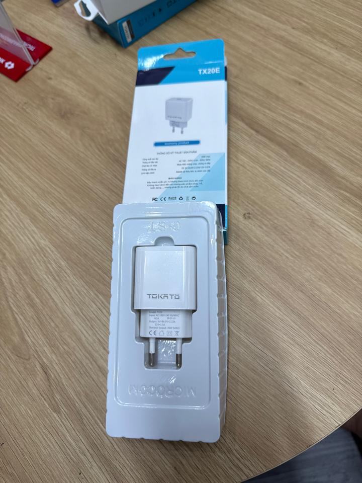 Củ sạc nhanh 20w TX20E-duoc-ban-tai-Long Táo 132 Hai Bà Trưng ,Đồng Hới
