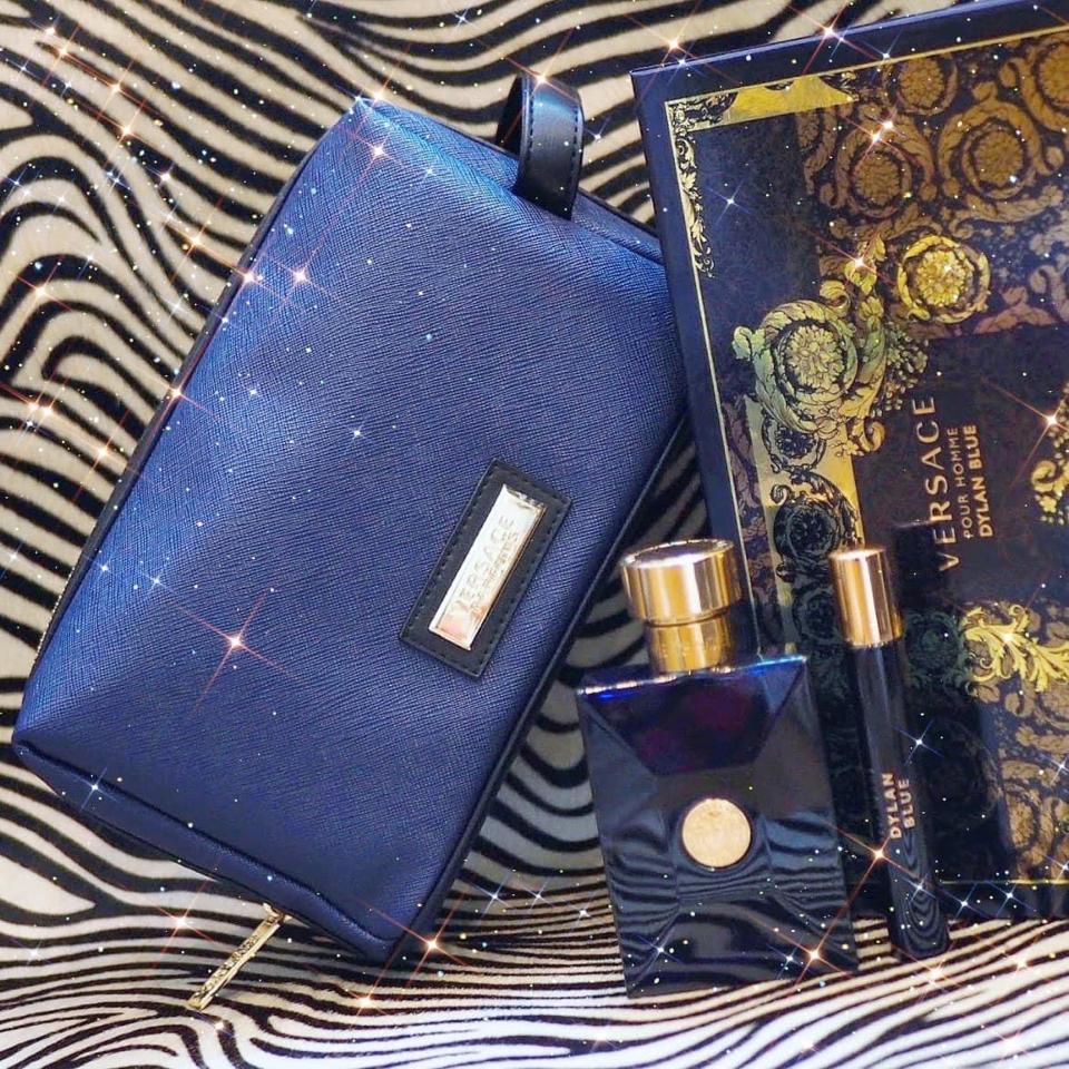 Giftset - Versace Dylan Blue Pour Homme EDT-duoc-ban-tai-Thanh House - EMParfum