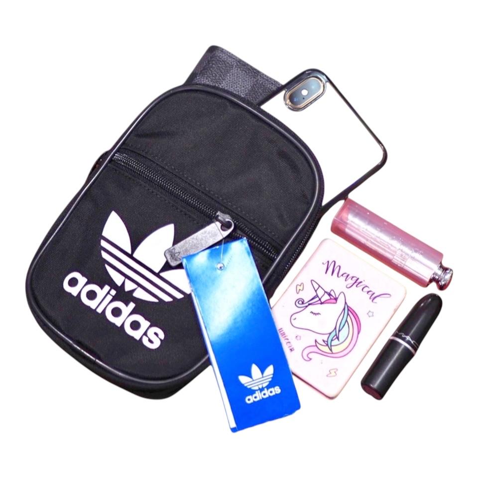 Túi Đeo Chéo Adidas Trefoil (BK6730)-duoc-ban-tai-Thanh House - EMParfum