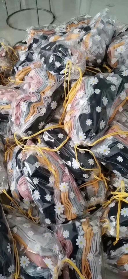 Tất hao cúc-duoc-ban-tai-Tâm botique