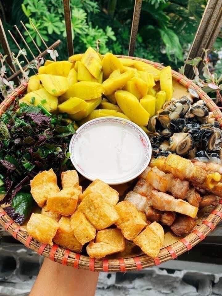 Ốc om chuối đậu-duoc-ban-tai-Bếp mẹ C.H.A.N.H                                                              Món Ngon Hải Phòng