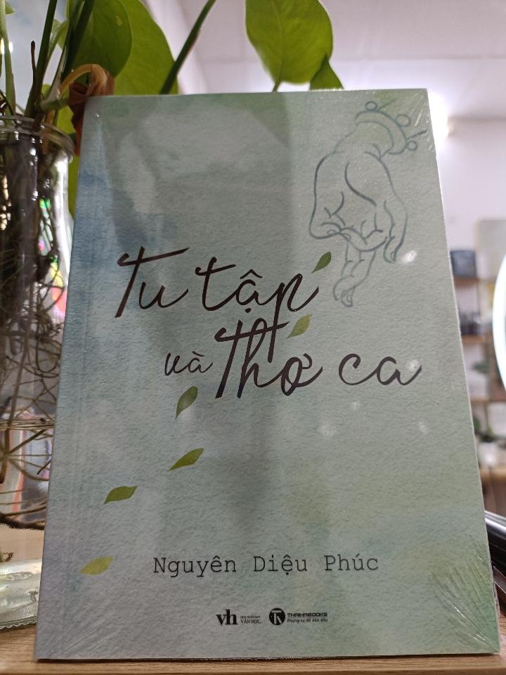 Từ Tập Và Thơ Ca-duoc-ban-tai-Trí Sáng Books - trisang.vn