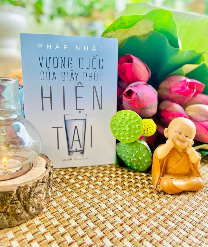 Vương Quốc Của Phút Giây Hiện Tại-duoc-ban-tai-Trí Sáng Books - trisang.vn