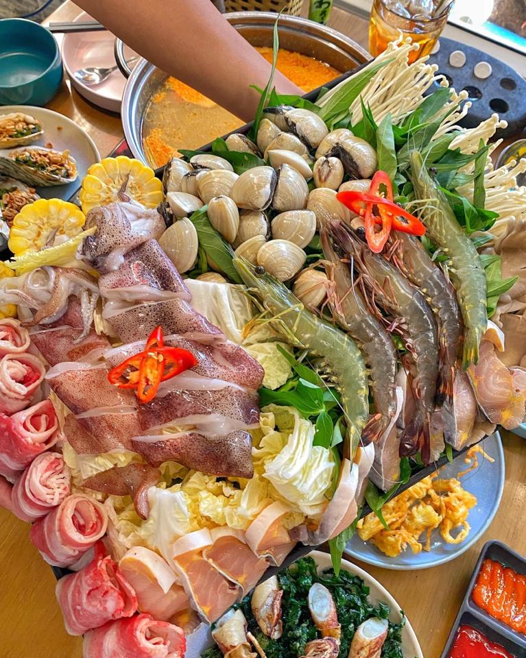 🆘LẨU THÁI HẢI SẢN-duoc-ban-tai-YẾN HẢI SẢN 292 ĐẠI LỘ TÂN TRÀO-TUYÊN QUANG