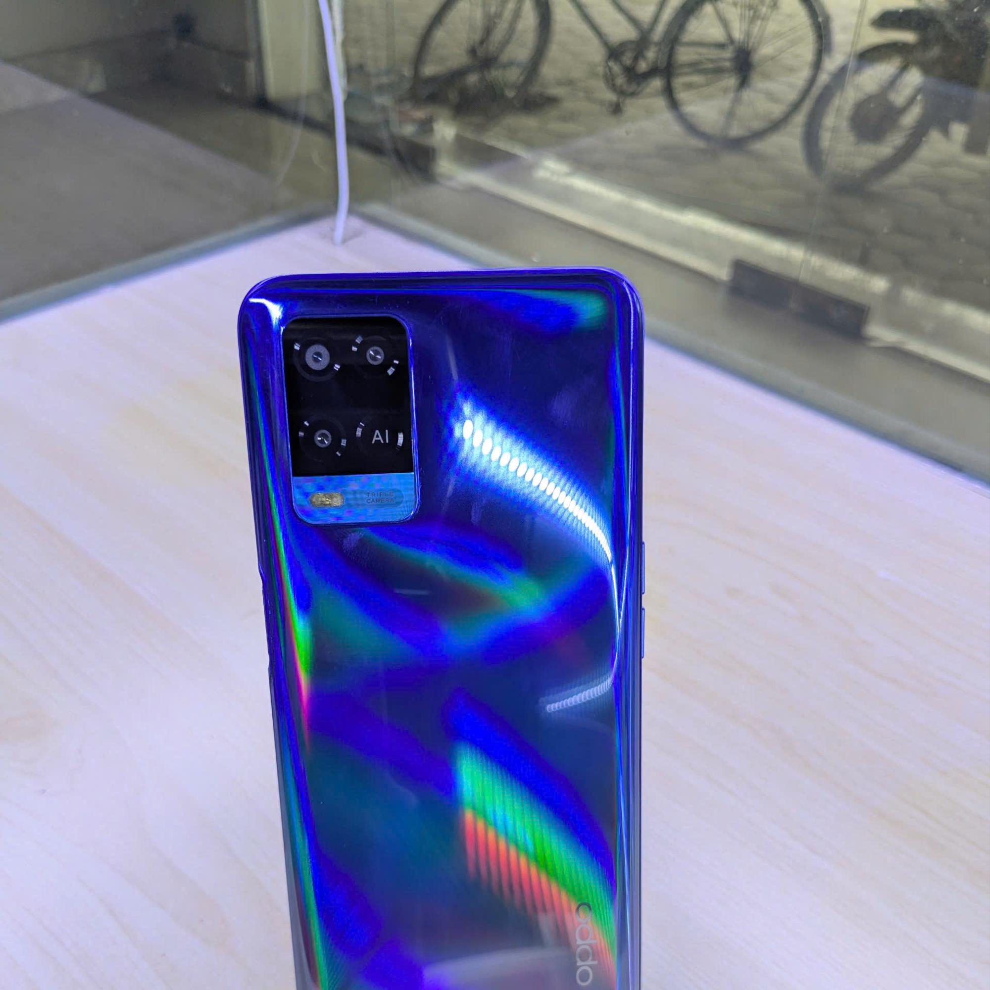 Oppo A54 128g xanh-duoc-ban-tai-LongMobile