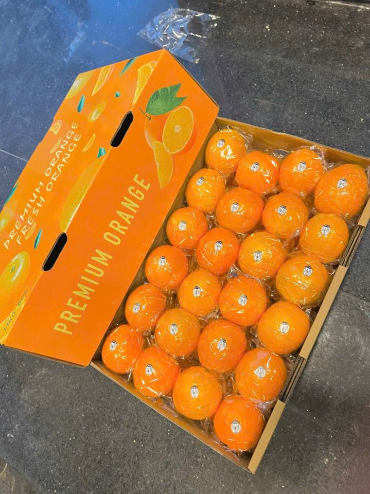 Cam kiếng  thùng  vàng (seri48)-duoc-ban-tai-KHO SỈ  LÂM ANH