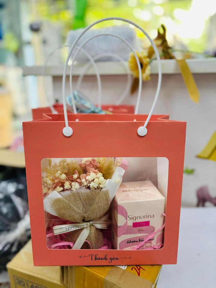 Set túi và hoa khô -duoc-ban-tai-Hàng Nhật nội địa- Hello Tokyo Shop