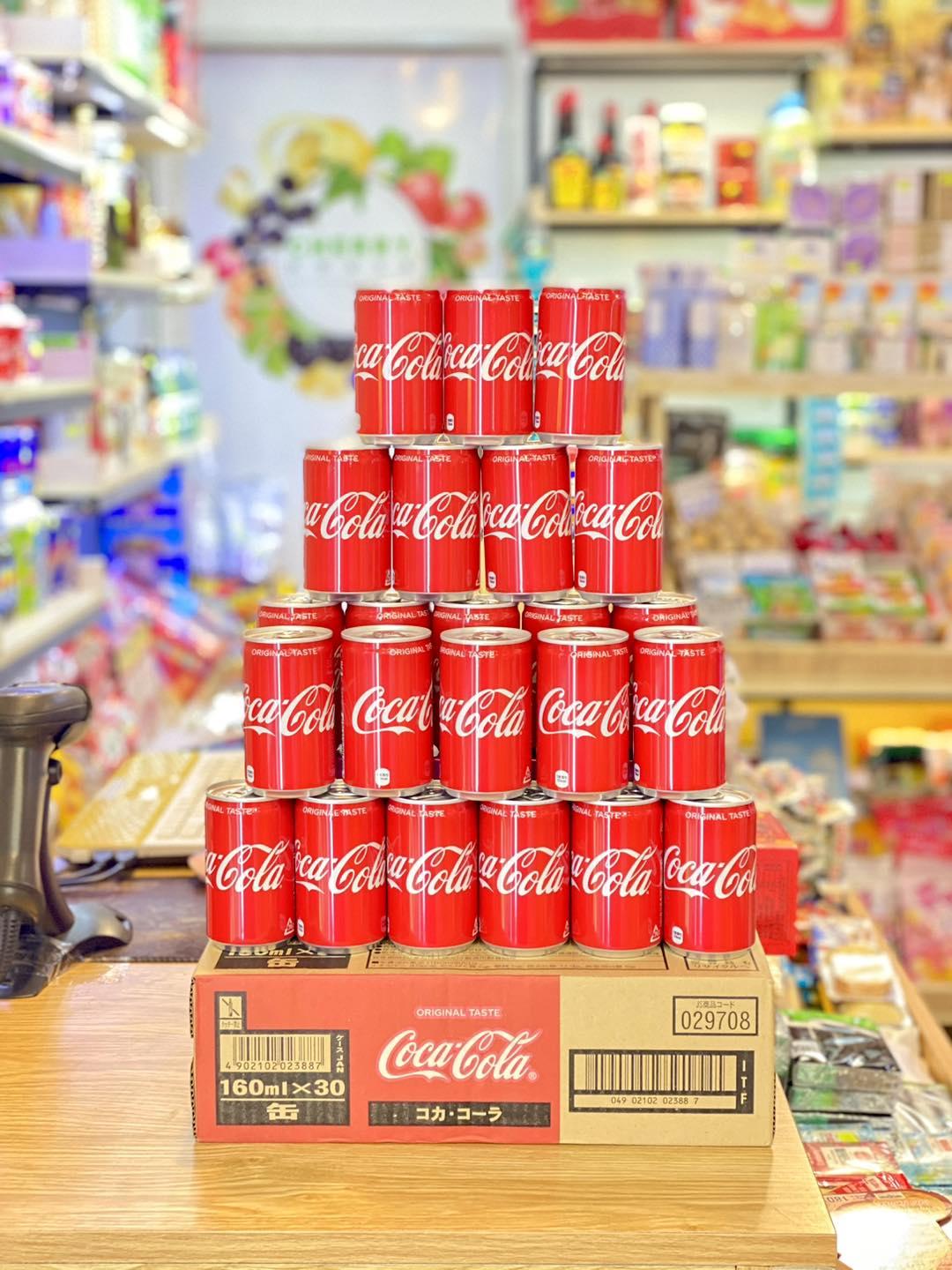 COCACOLA NHẬT LON CAO 250ML-duoc-ban-tai-Hàng Nhật nội địa- Hello Tokyo Shop