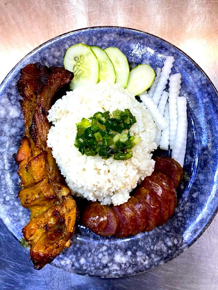 Cơm Tấm Bì Chả-duoc-ban-tai-Cơm Tấm Bự Chà Bá