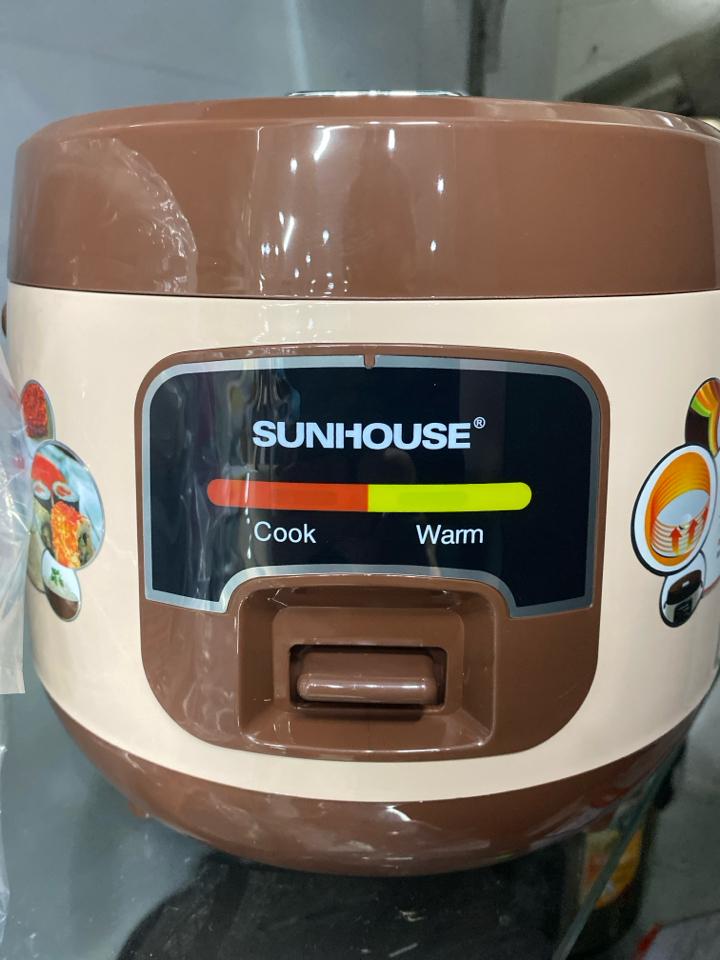 Nồi cơm điện Sunhouse SHD-8208-duoc-ban-tai-Nội thất Tuấn Thuỷ