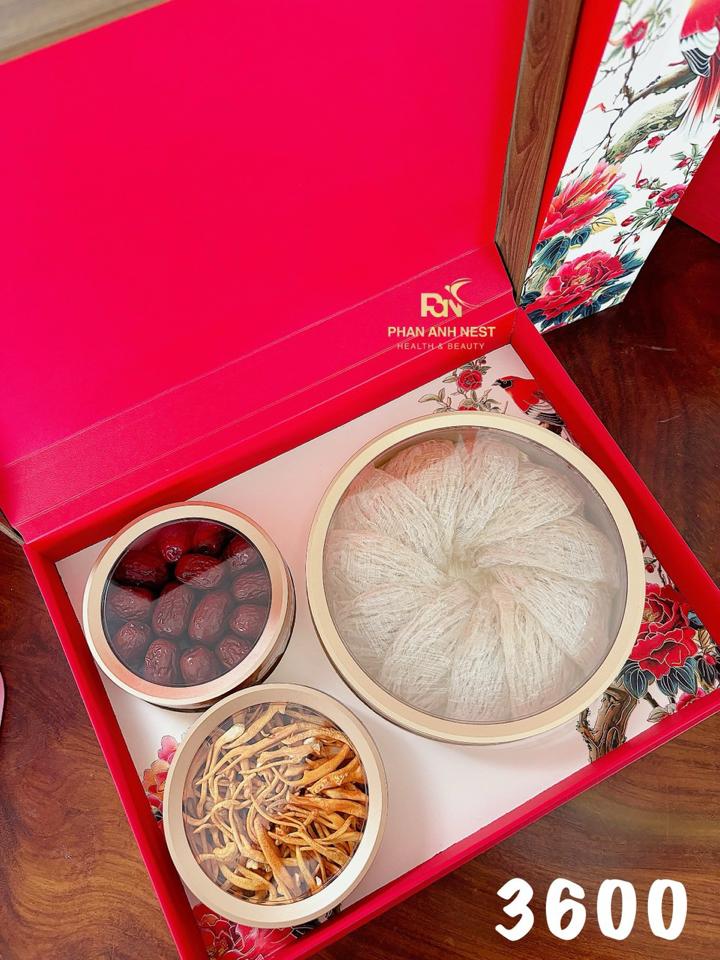 Hộp quà hoa mẫu đơn-duoc-ban-tai-Phan Anh Nest 🕊