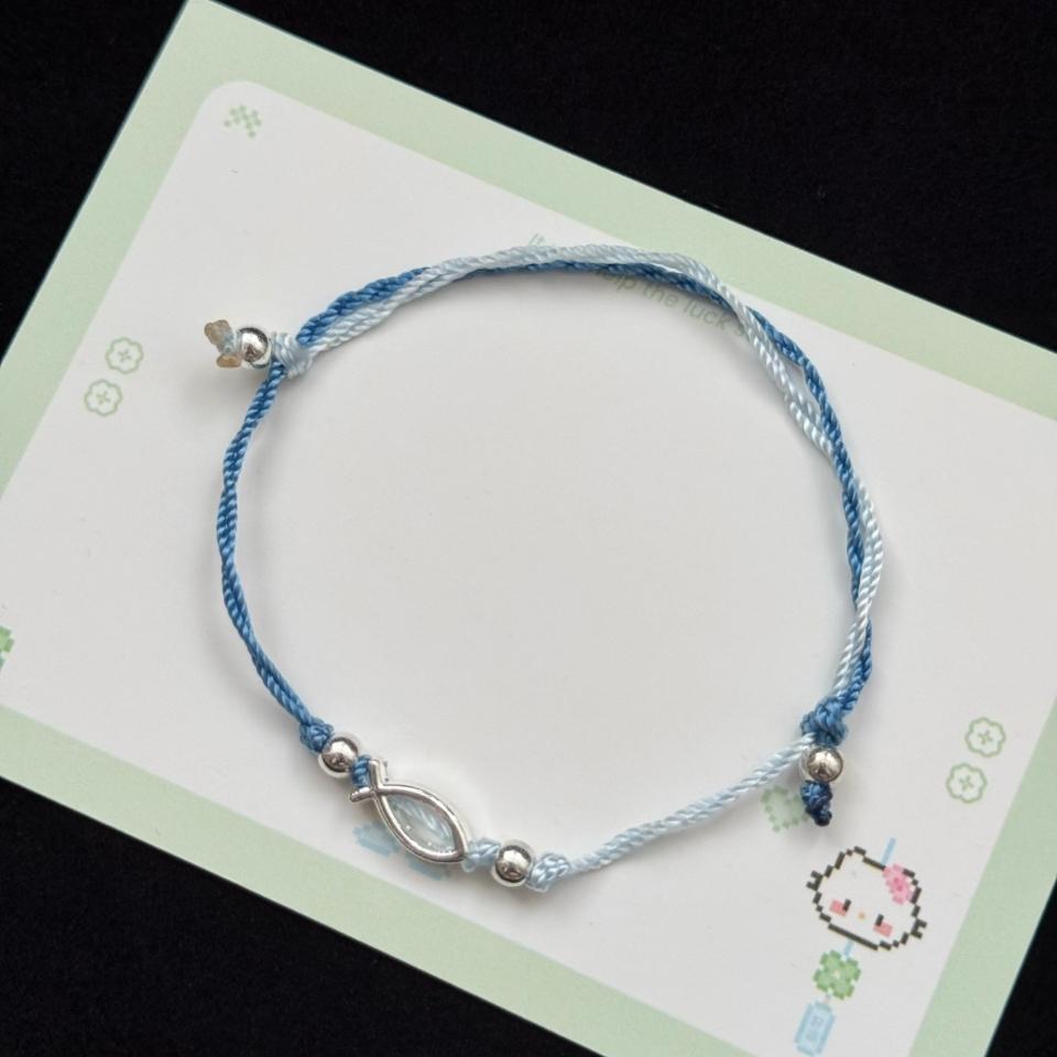 Vòng đeo tay cá và sao biển, mã 51
Sỉ 48k/10 cái-duoc-ban-tai-Kho Sỉ Phụ Kiện Sipuki