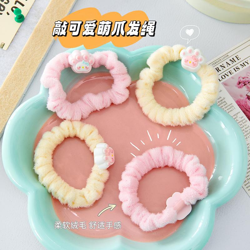 Cột tóc lông xù charm chân cún, mã 630
Sỉ 2.8k-duoc-ban-tai-Kho Sỉ Phụ Kiện Sipuki