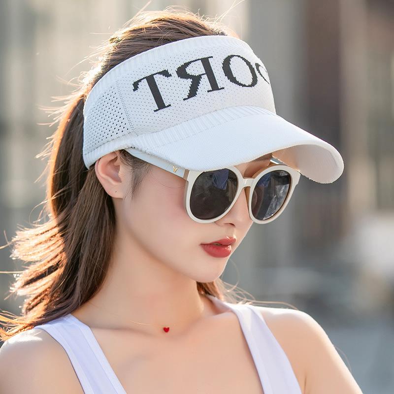 Kính thời trang gọng đính chữ V có gọng màu trắng và đen, mã 10
-duoc-ban-tai-Kho Sỉ Phụ Kiện Sipuki