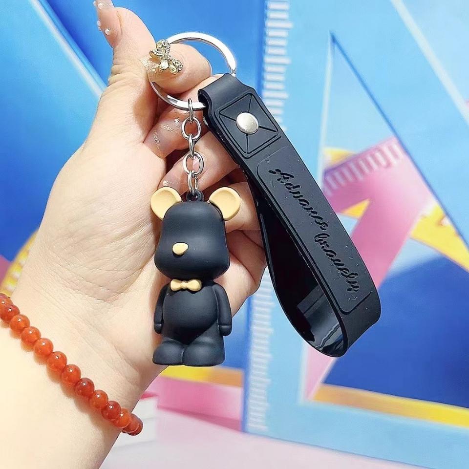 Móc khóa gấu dây nhiều màu, mã K933
Sỉ 65k/10 cái-duoc-ban-tai-Kho Sỉ Phụ Kiện Sipuki