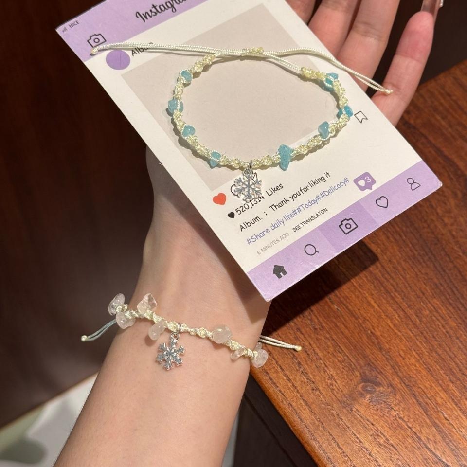 Vòng đeo tay bông tuyết, mã V585
Sỉ 75k/10 cái-duoc-ban-tai-Kho Sỉ Phụ Kiện Sipuki