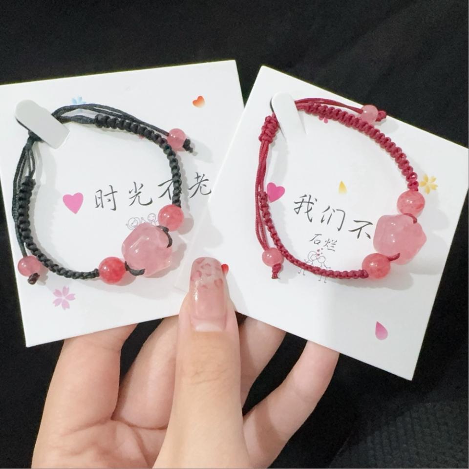 Vòng đeo tay chân mèo 2 hạt, mã V62
Sỉ 7.5k/10 cái-duoc-ban-tai-Kho Sỉ Phụ Kiện Sipuki