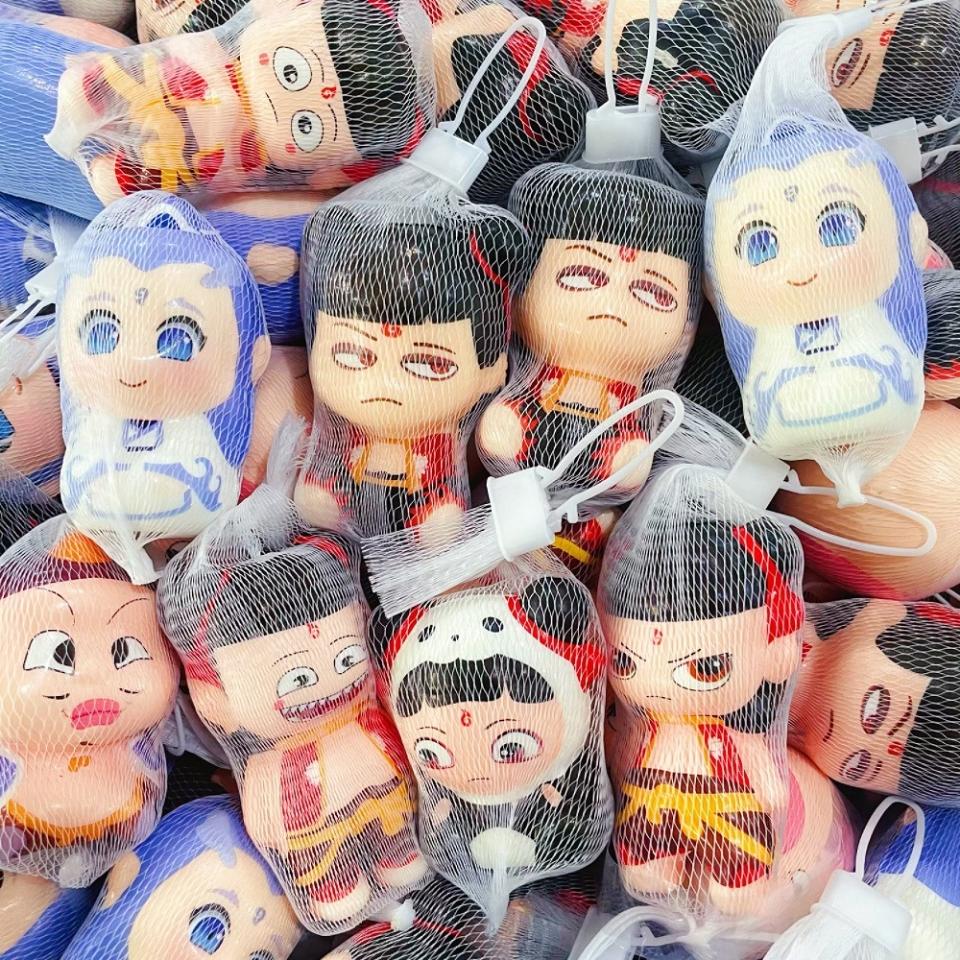 Squyshi thơm mềm lộn xộn mẫu, mã Q01
Sỉ 55k/10 cái-duoc-ban-tai-Kho Sỉ Phụ Kiện Sipuki