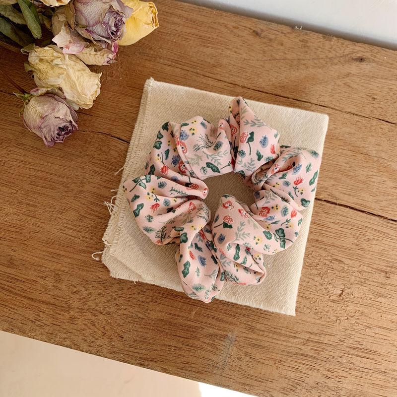 Cột tóc D56
Sỉ 48k/10 cái-duoc-ban-tai-Kho Sỉ Phụ Kiện Sipuki