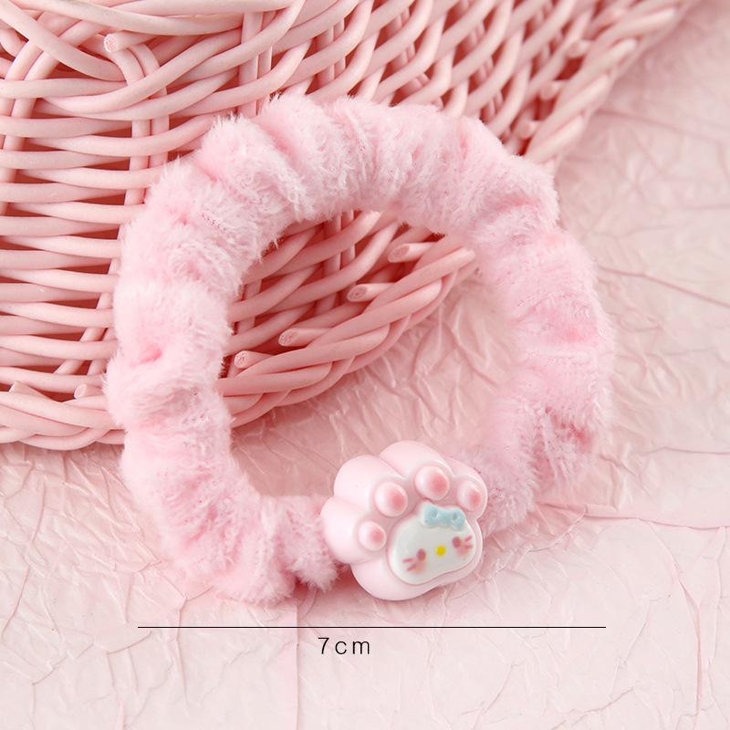 Cột tóc lông xù charm chân cún, mã 630
Sỉ 2.8k-duoc-ban-tai-Kho Sỉ Phụ Kiện Sipuki