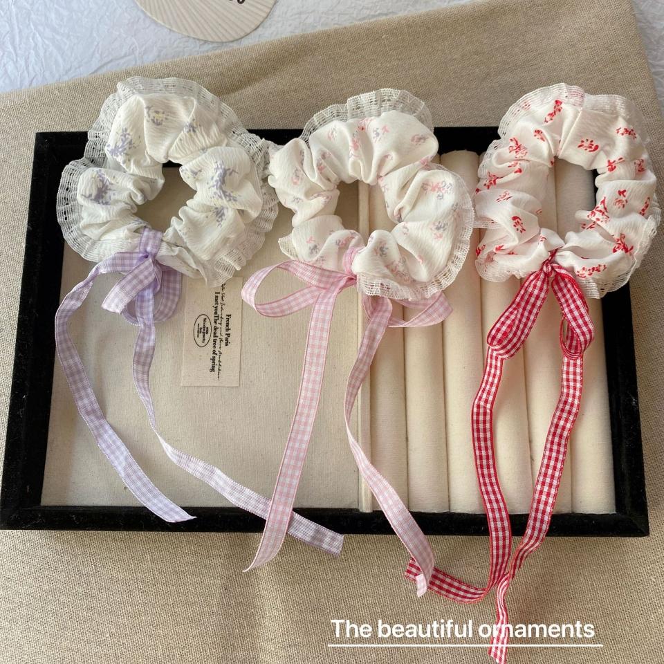 Cột tóc tua rua caro dài, mã C53 
Sỉ 68k/10 cái-duoc-ban-tai-Kho Sỉ Phụ Kiện Sipuki