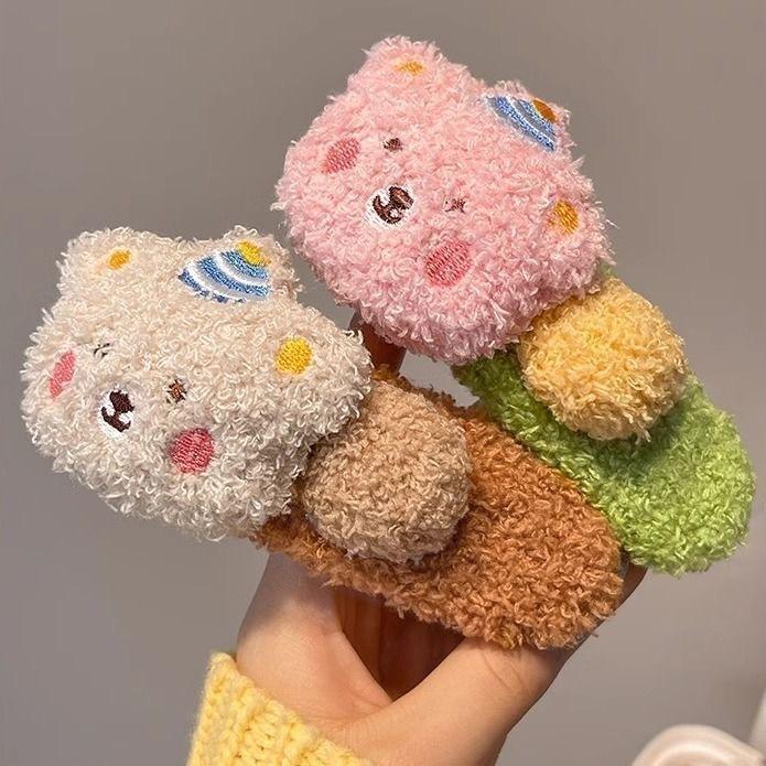 Kẹp tóc gấu bông nhiều màu, mã C651
Sỉ 75k/10 cái-duoc-ban-tai-Kho Sỉ Phụ Kiện Sipuki