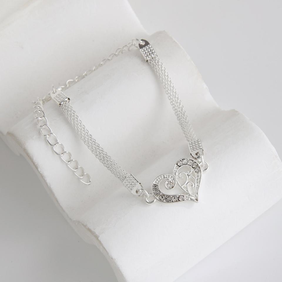 Vòng đeo tay trái tim đính đá, mã V226
Sỉ 98k/10 cái-duoc-ban-tai-Kho Sỉ Phụ Kiện Sipuki